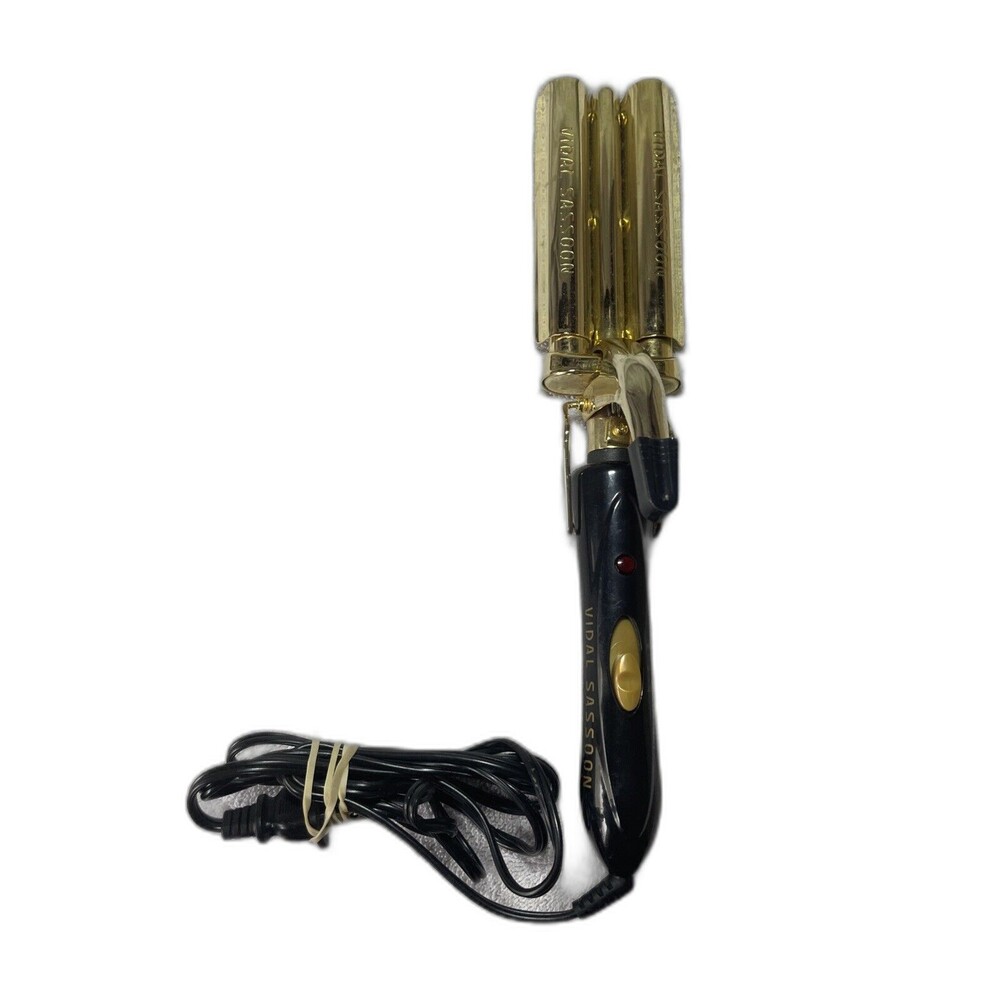 Vidal Sassoon VS184 Gold Series 3 Barrel 5/8” Hair Waver Curling Iron Tested B1